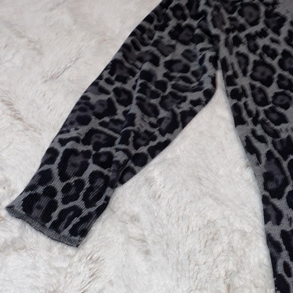 Banana Republic Cheetah print cotton viscose blend sweater dress NWOT. size XS - Picture 6 of 14